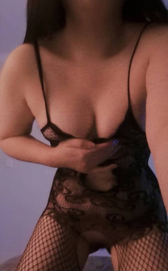 禅城服务型少妇