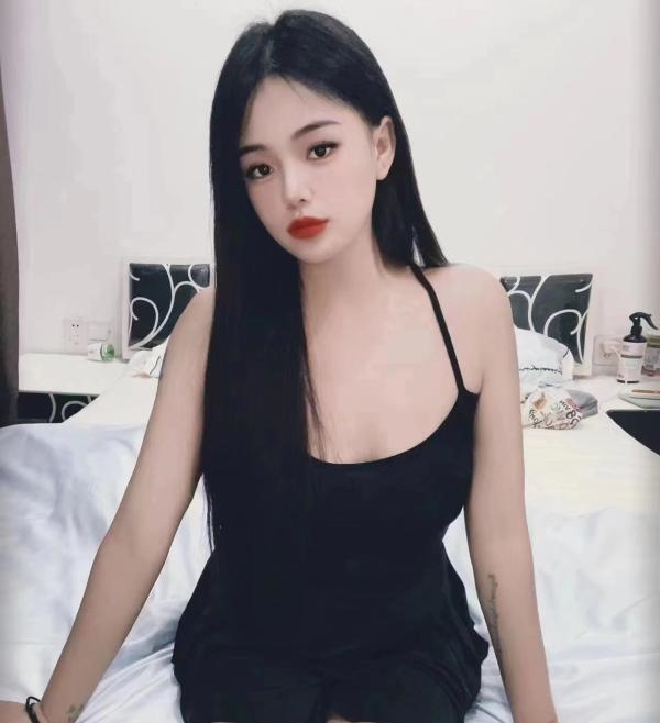 南山乖巧小妹