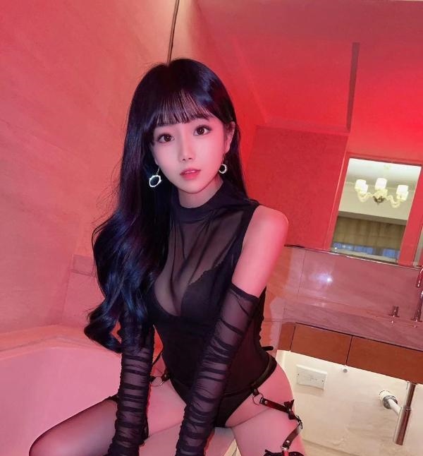美腿骚女少妇