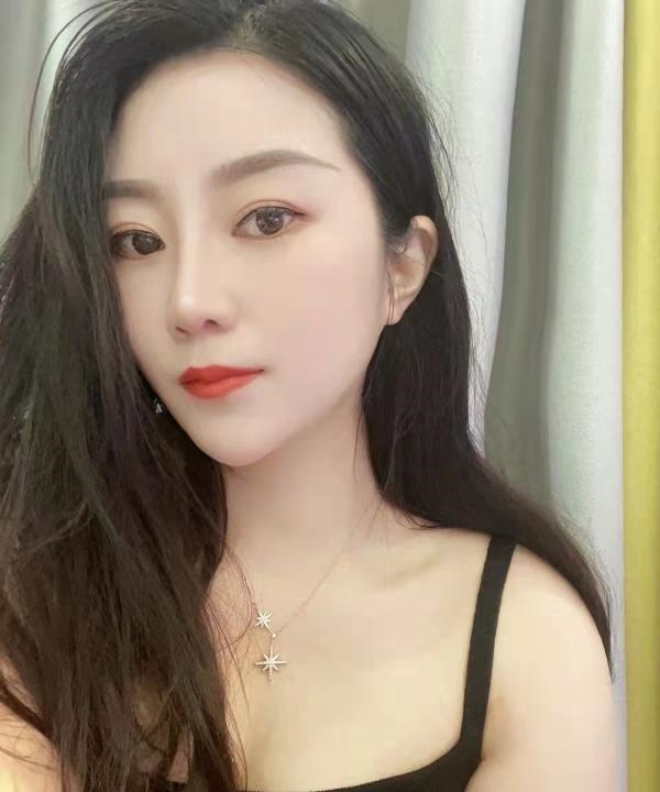 闷骚小姐姐