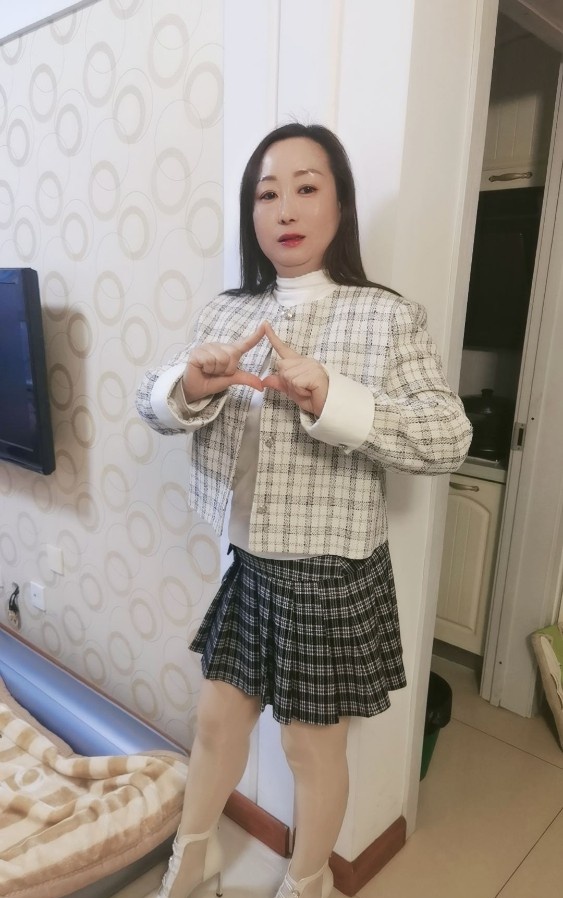 喷潮水床川妹