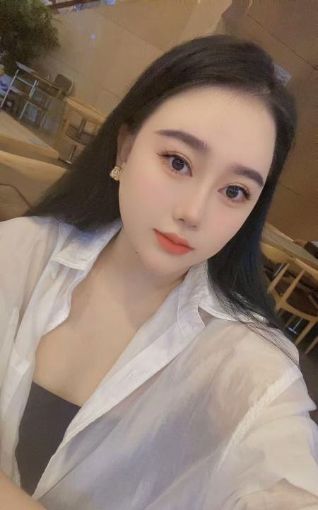 南山沛琪小姐姐