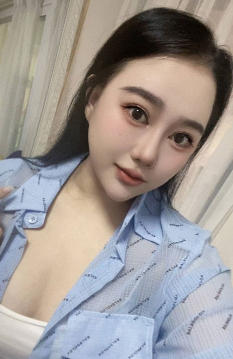 南山沛琪小姐姐
