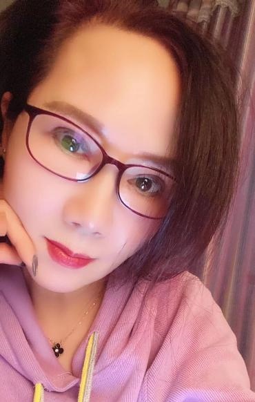 瑶海态度认真的骚熟女