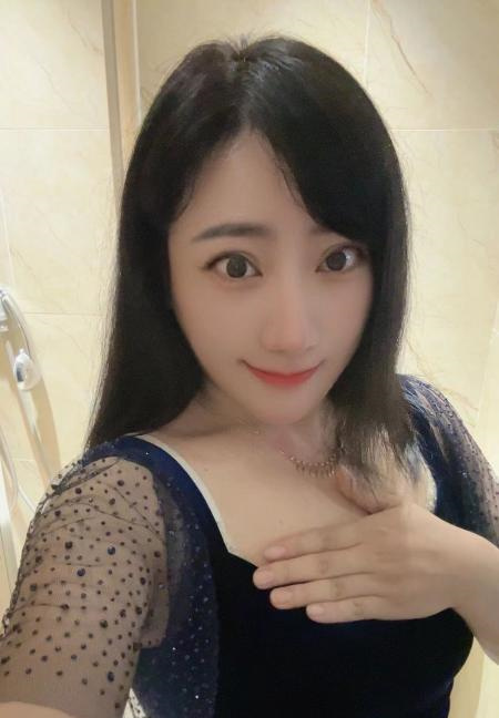 美乳晨星