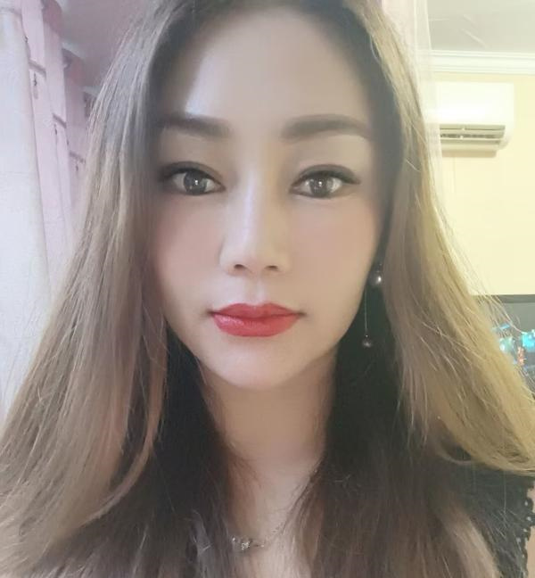 微胖东北少妇
