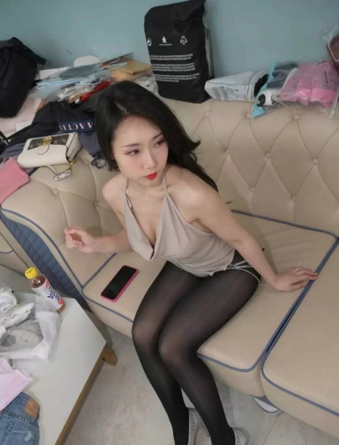 崇川兼职小少妇