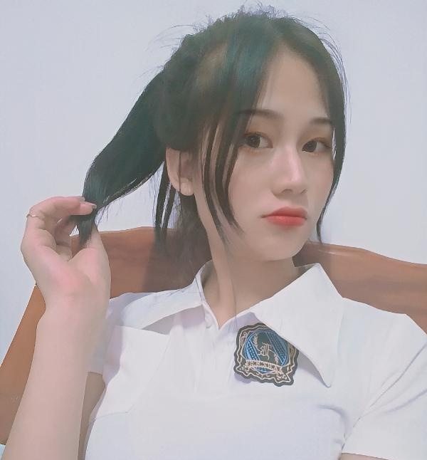 番禺丝足女王小语