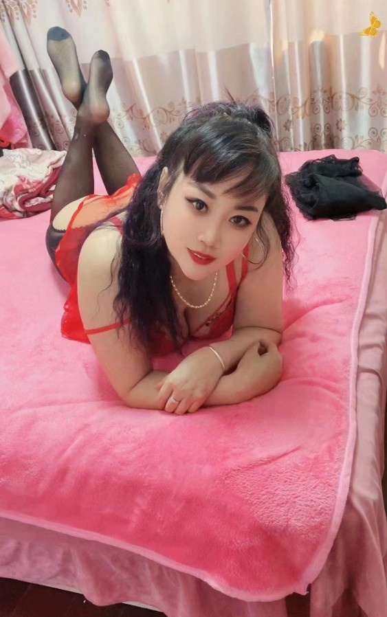 丰满的少妇姐姐