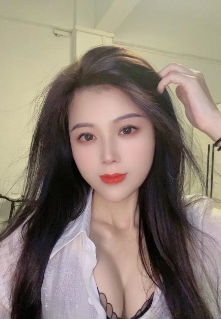 梅花园依依
