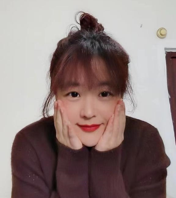 蛇纹管饱的御姐