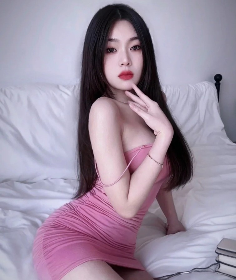秦淮纯欲小姐姐