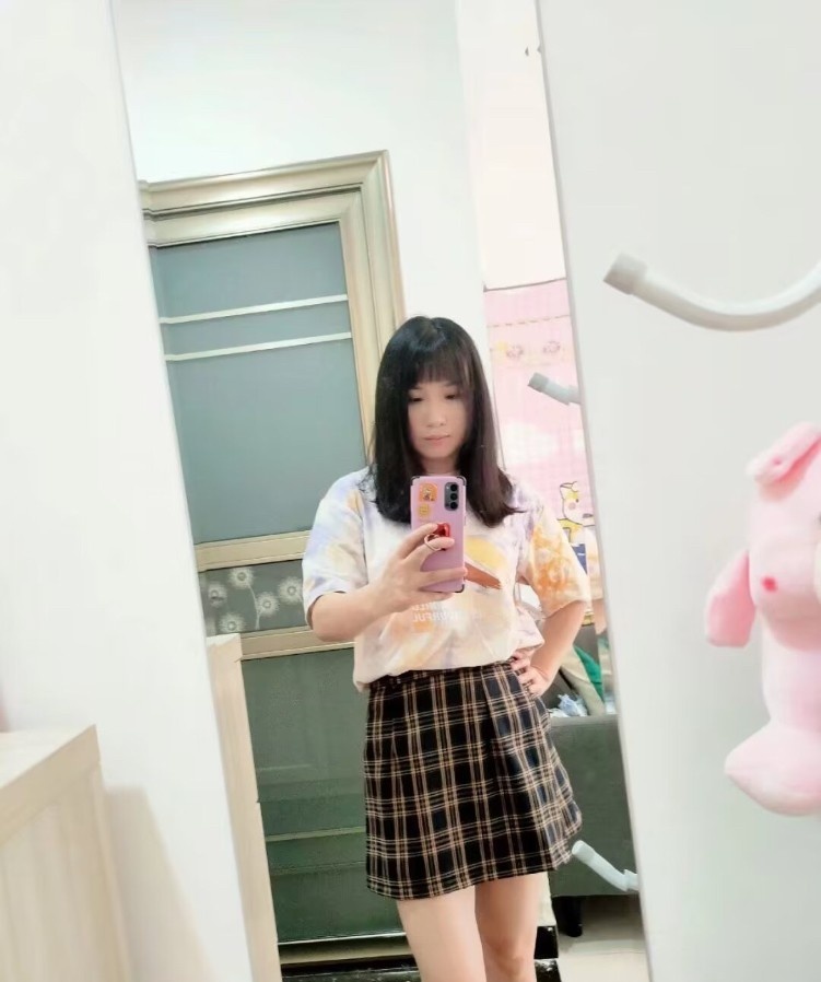 龙首原小嫩妹