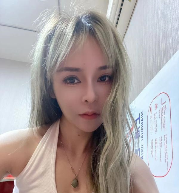 北门小个子美女