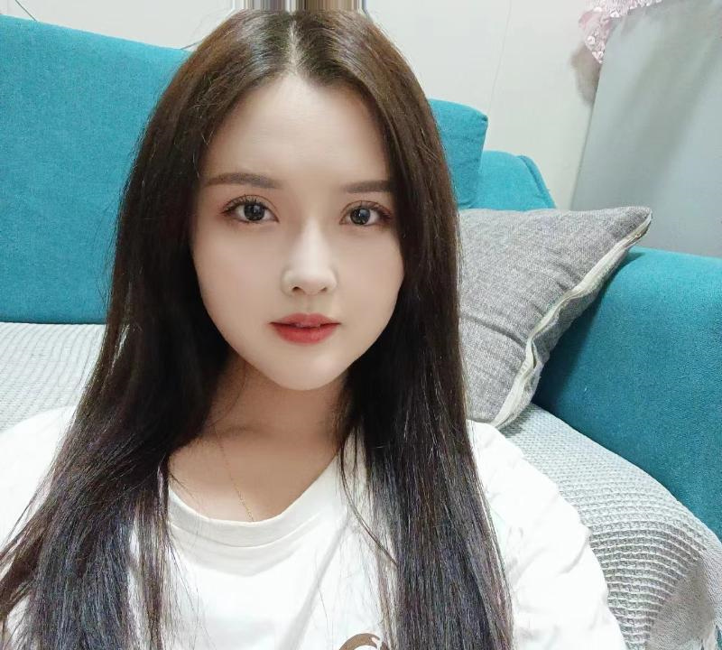 宝安大胸李一桐
