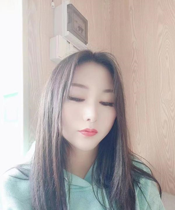 风骚的大奶少妇