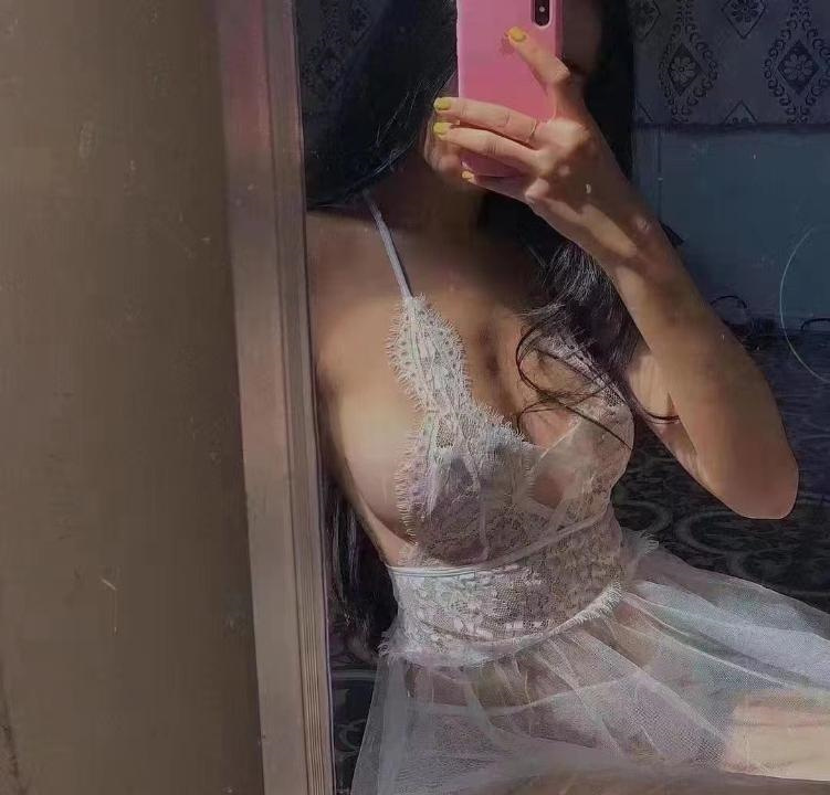 胸E美女金琪琪