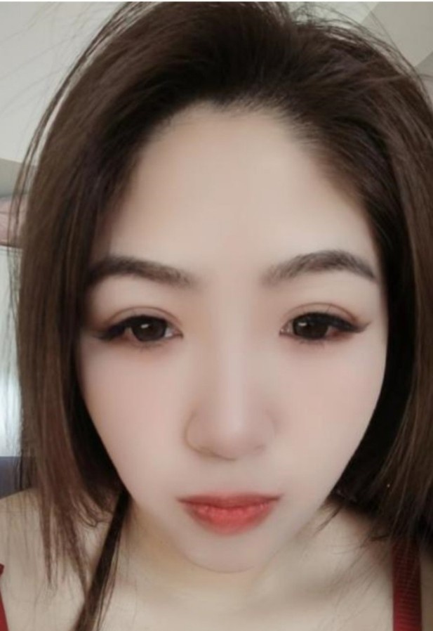 沈阳站小美女