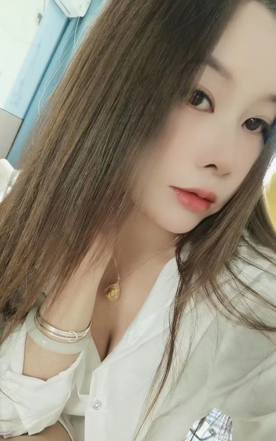 小小姑娘