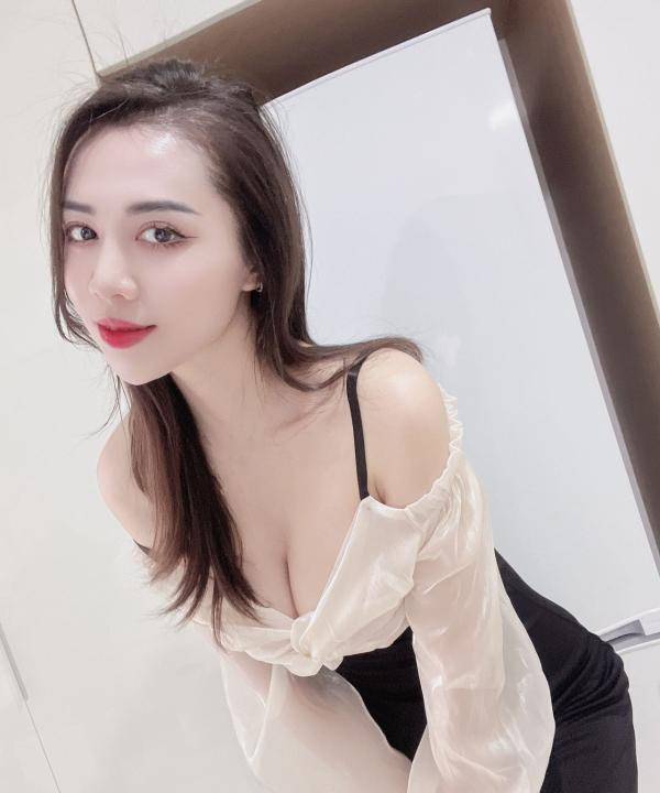 天心温柔服务御姐可乐