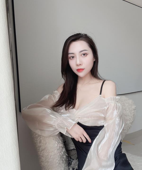 天心温柔服务御姐可乐