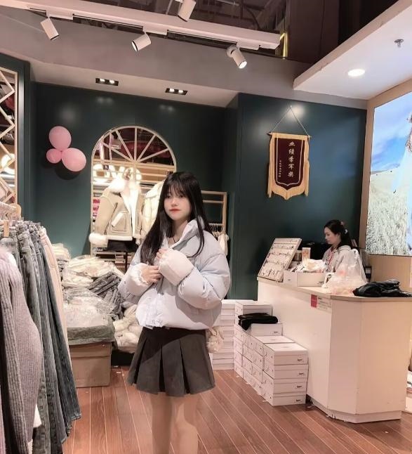 邻家兼职女孩梅子