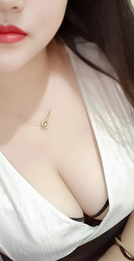 拱墅大胸小姐姐