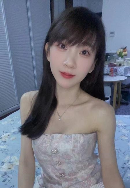 漂亮大奶妹子