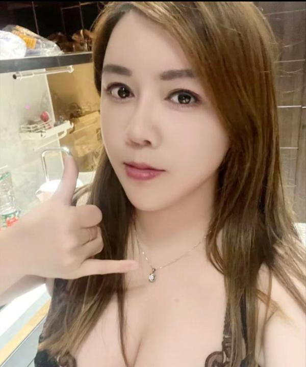 福田天然大胸娜娜