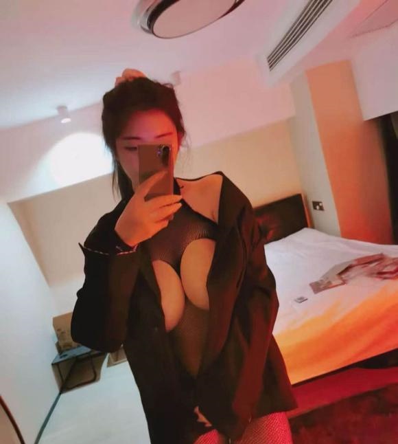 性瘾女友F奶歆倪