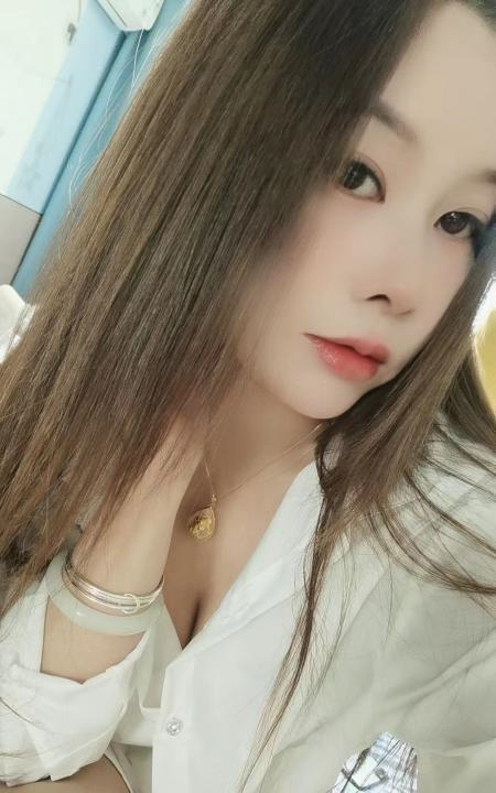 制服诱惑再刷美女少妇