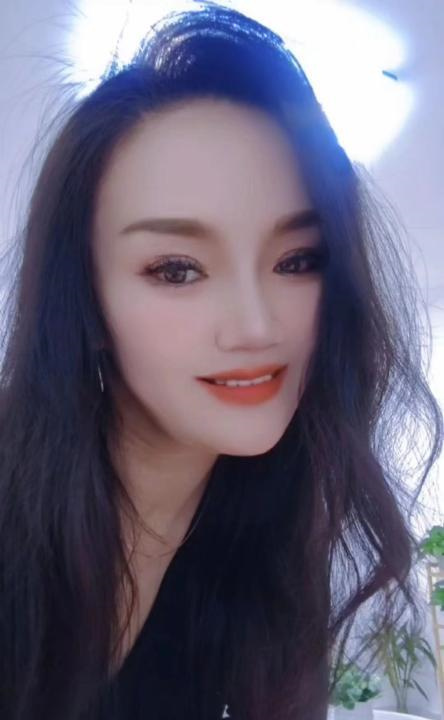 吞金熟妇三通喷水达人