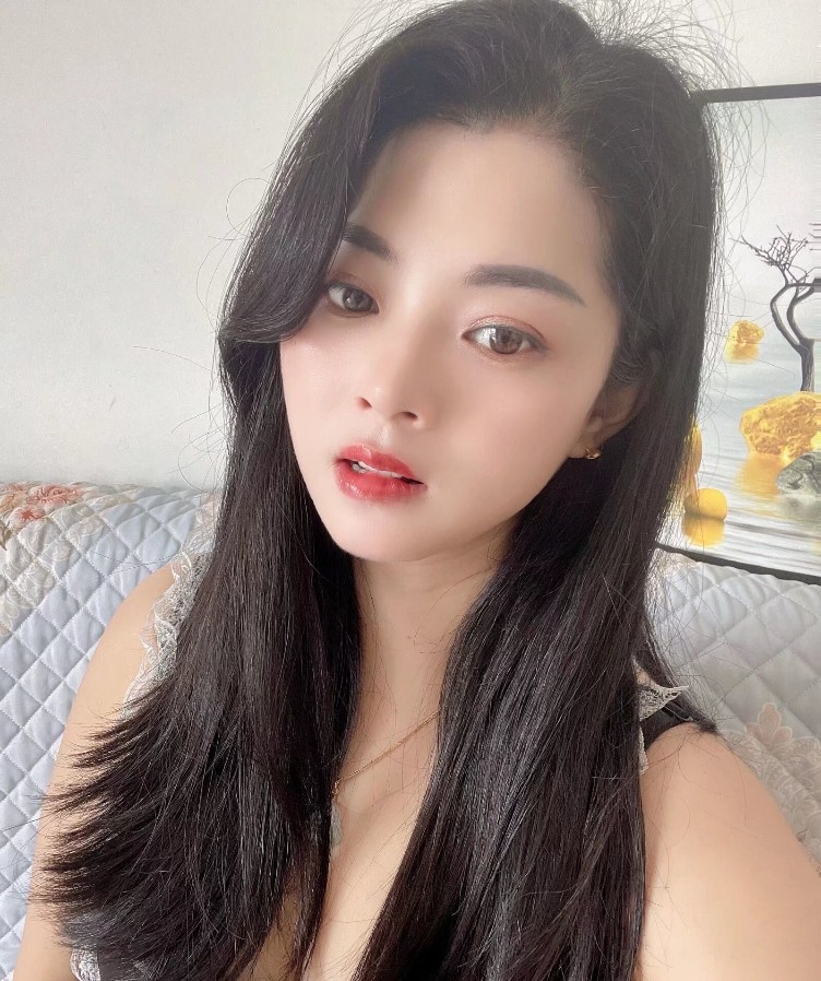 龙华性感女神