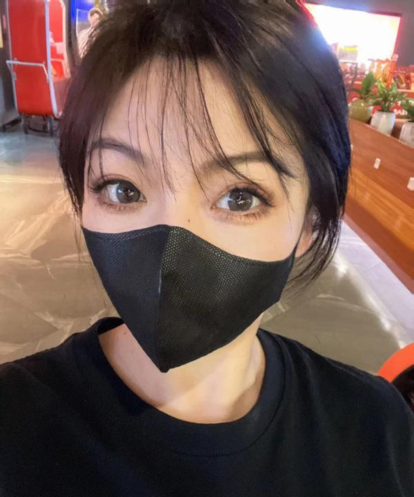 大胸虎牙妹文文
