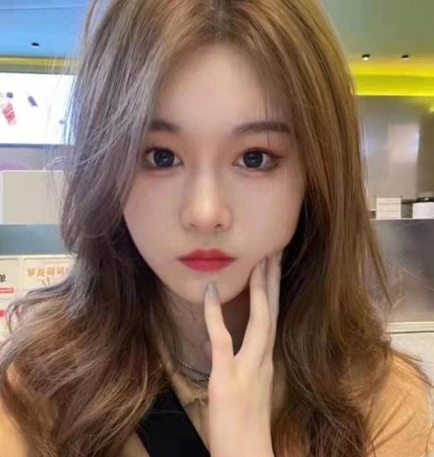 大啵闷骚女