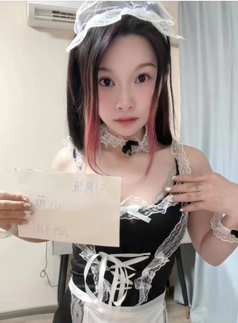 上海制服嫩妹小微