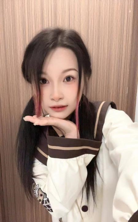 上海制服嫩妹小微