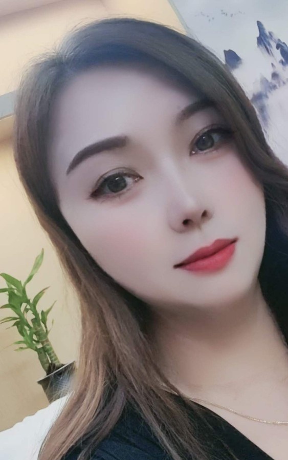 比较矜持的小姐姐