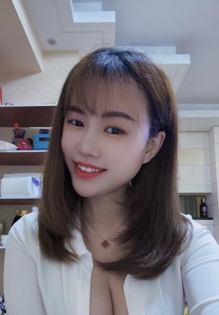 罗湖大奶萌萌
