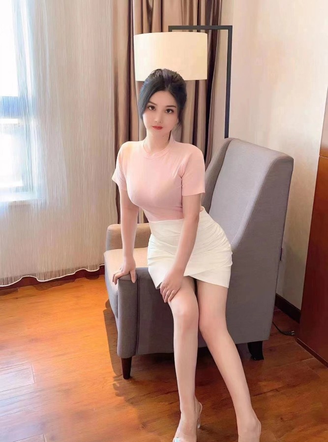 韵味十足的小姐姐