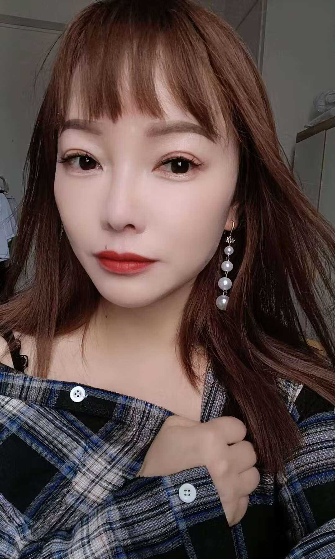番禺丰满少妇服务
