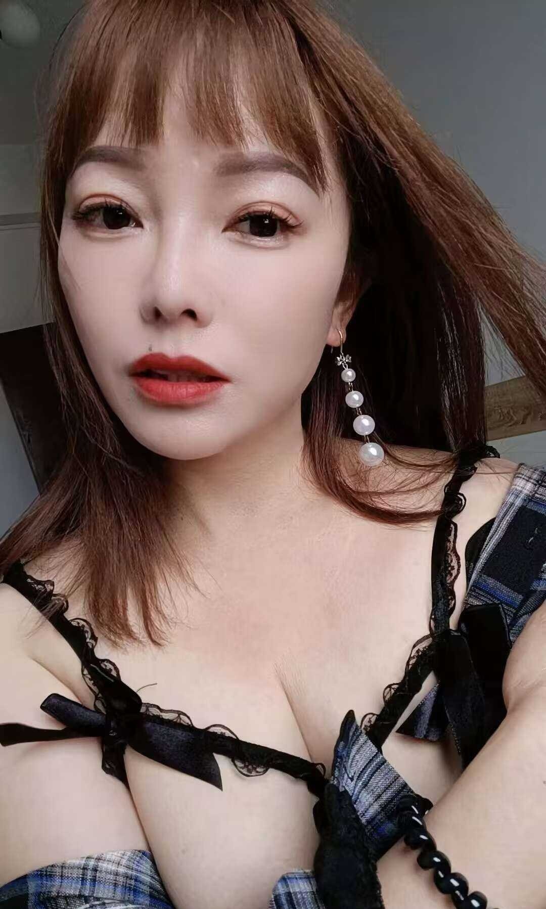 番禺丰满少妇服务