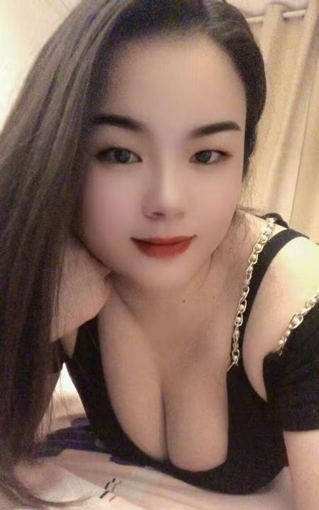 风骚大胸大屁股