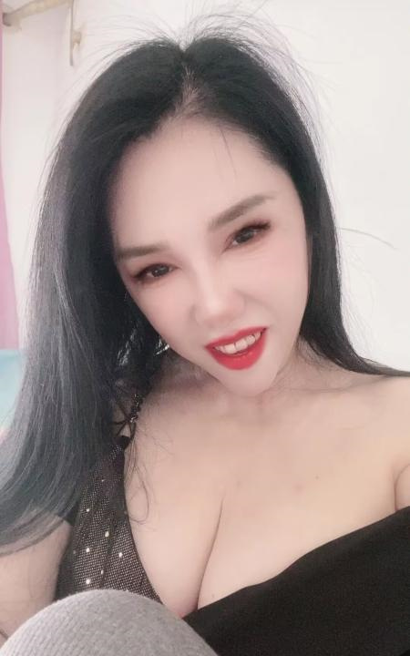 东风家园巨乳熟女