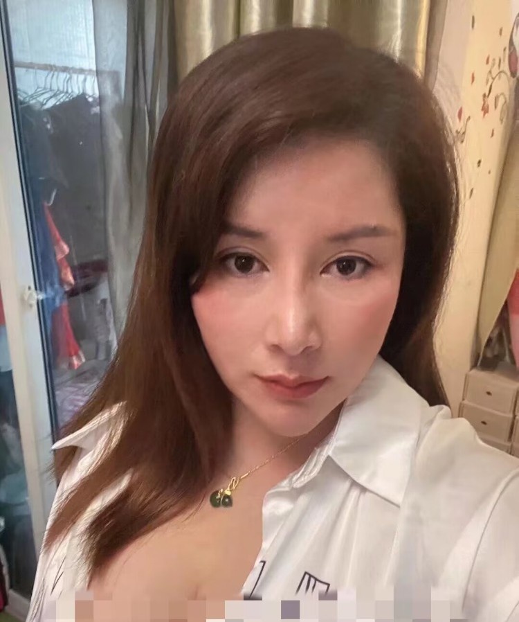 身材很好的熟女姐姐