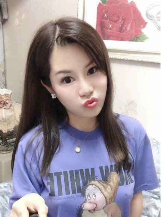 布吉大奶依婷