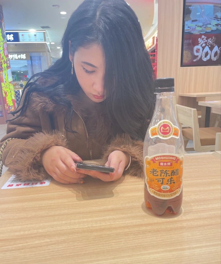 瑶海区老人，潇洒妹