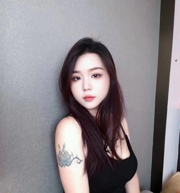 出击服务系骚女钥钥