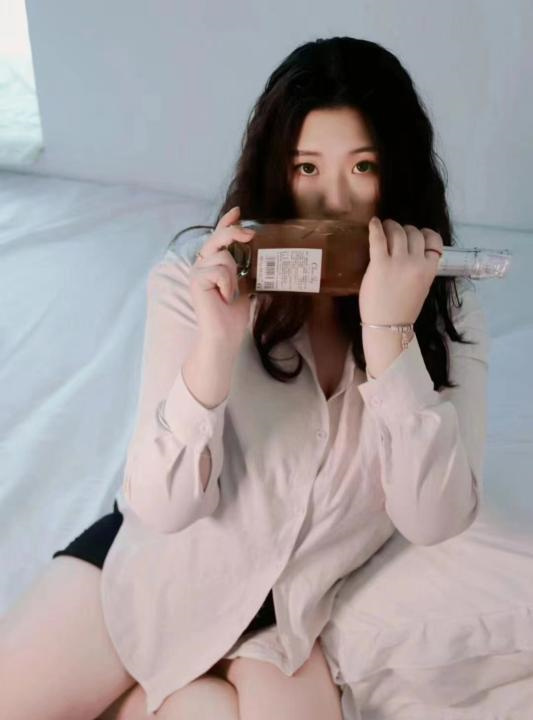 兼职巨乳小倩