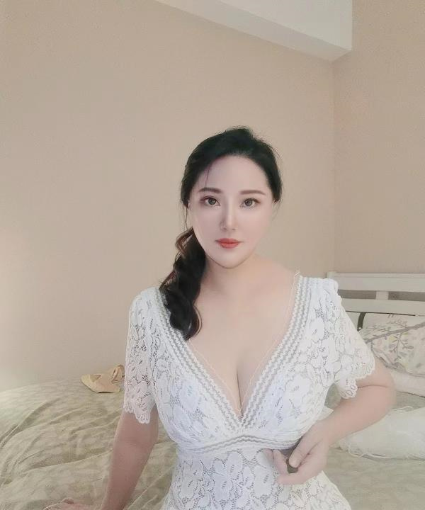 福田肥臀妮妮